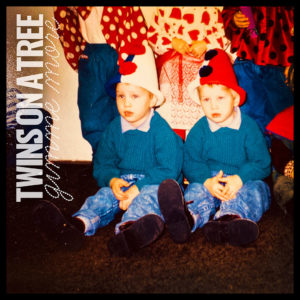 Cover der Single "Gimme More" von Twins on a Tree